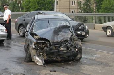 На Шехурдина "четверка" врезалась в "Шевроле". Погиб мужчина