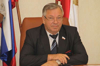 Александр Сундеев призвал прокурора "не пугать друг друга"