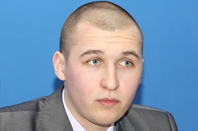 Блоггер Владимир Зеленов: "Я не уеду никуда, пускай повязну в борьбе!"