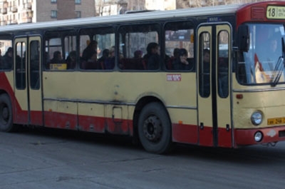 На проспекте Энтузиастов автобус 18-го маршрута сбил пенсионера