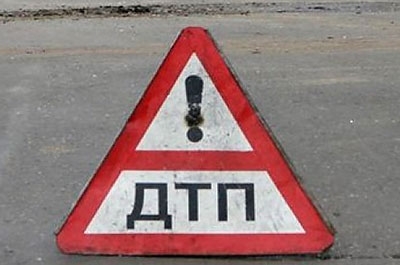В Затоне столкнулись "Тойота" и "ВАЗ": пострадали пять человек