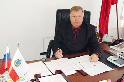 Виктор Дерябин сохранил пост главы администрации Питерского МР