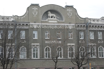 Власти не планируют расширять дороги в Саратове