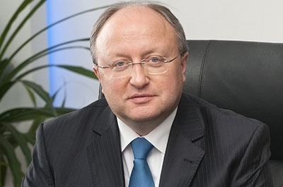 Андрей Новицкий начал отвечать на вопросы онлайн-конференции