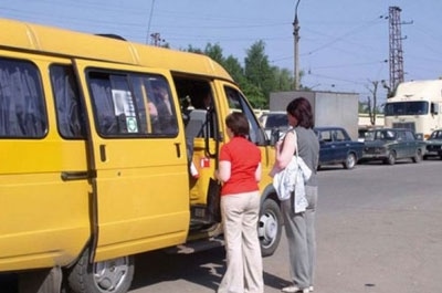 9 мая в Саратове изменят схему движения двух автобусных маршрутов