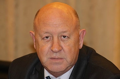 Сити-менеджер и его замы заработали за год более девяти миллионов рублей
