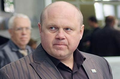 Александр Исаев празднует День рождения