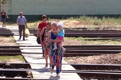 Саратовец сломал ногу на железнодорожных путях