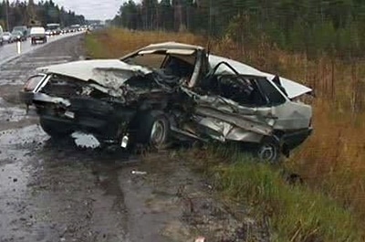 Автокатастрофа под Марксом. В "девяносто девятой" ехали восемь цыган