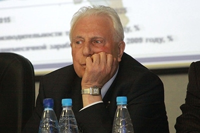 Владимир Гусев о росте цен на бензин: "Правительству нужно пополнить бюджет"