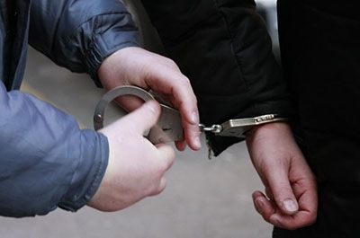 В Энгельсе сотрудники ГИБДД задержали пешехода с наркотиками