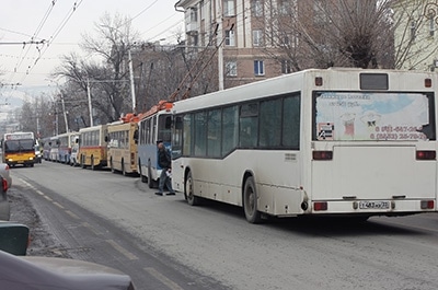 Стоимость проезда в общественном транспорте повысится до 19 рублей