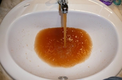 Жителям Петровска поставляют некачественную воду
