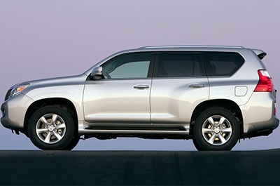 Ночью в Энгельсе сгорел "Lexus GX460"