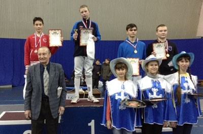 Саратовский саблист выиграл турнир на призы олимпийских чемпионов
