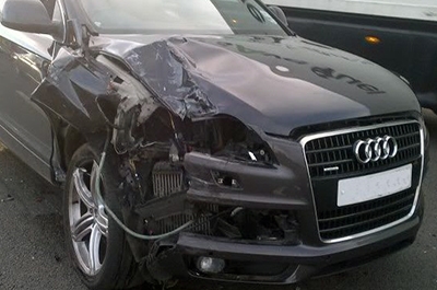 На Тархова под колесами "Audi Q7" погиб молодой мужчина