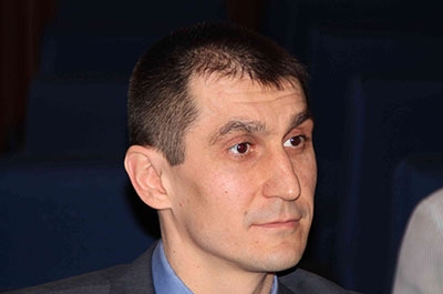 Общественник: "Некоторые судебные решения написаны на кухонных столах"