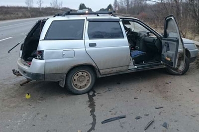 В ДТП на Усть-Курдюмском тракте пострадали два человека