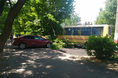 ГИБДД: у водителя попавшего в аварию автобуса случился инсульт
