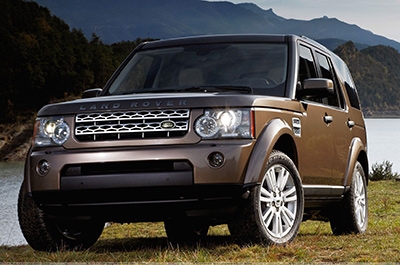 Приставы забрали "Land Rover" за долг по кредиту в 4 млн рублей