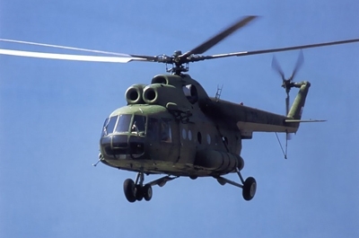 Для поисков угонщика крана военные использовали вертолет