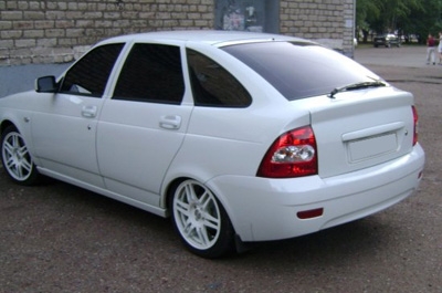 12-летний ребенок попал под колеса "Приоры"