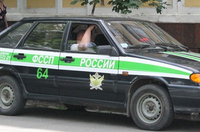 Приставы взыскали с администрации более 400 тысяч рублей
