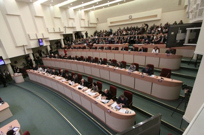 Действие закона о дорожном фонде могут приостановить