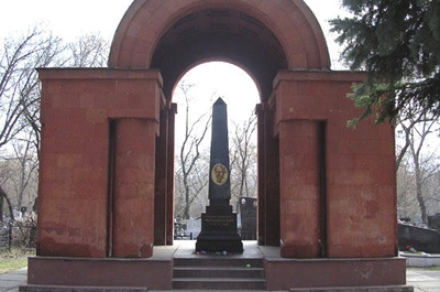 С Воскресенского кладбища похищено более километра электропроводов