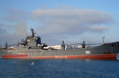 На десантном корабле "Саратов" в Эгейском море произошла поломка