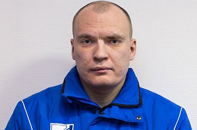 Андрей Разин продолжит тренировать "Кристалл" до 30 апреля