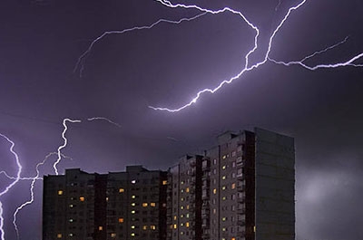 Синоптики обещают грозу и сильный ветер