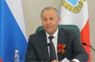 Губернатор о самолете Ферапонта Головатого: "У нас тут тяготы возникли"