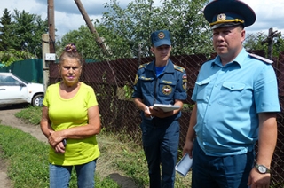 Сотрудники ГУ МЧС учили дачников пользоваться газовым оборудованием
