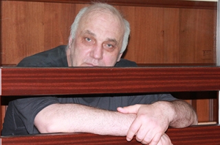 Приставы взыскали с Михаила Лысенко более миллиона рублей