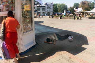 "Взгляд-онлайн". Что делать с пьяными гражданами, спящими прямо на улице?