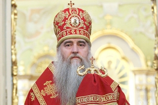 Митрополит Лонгин поздравил христиан с Днем Крещения Руси