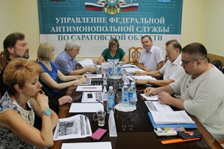 "Женщина в мини-юбке" смутила членов экспертного совета при УФАС