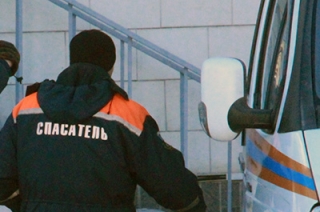 Спасатели сняли саратовца с карниза девятого этажа