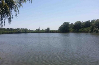 Пруды хозяйств Левобережья наполняются водой