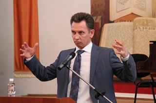 Михаил Волков о "поправке Галкина": "Это идет вразрез с указаниями президента"