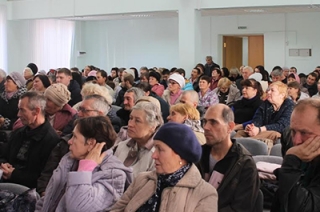 Участники слушаний выступили против детской площадки во дворе дома