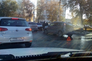 Из-за двух ДТП на Стрелке образовалась пробка