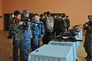Призывников из трех районов Саратова проводили в армию