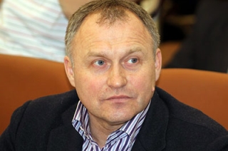 Депутат: плата для большегрузов улучшит состояние дорог