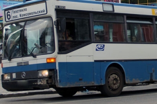 В Заводском районе автобус сбил пожилого мужчину