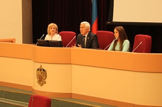 Школьники Саратовской области напишут эссе "Если бы я стал депутатом"