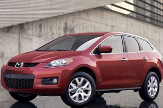 В центре Саратова сгорела "Mazda CX-7"