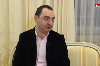 "Нестандартный разговор". Роман Василиадис: "Бежать из России не собираюсь"