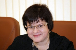Зарплаты руководителей медучреждений поставлены в зависимость от доходов врачей и медсестер